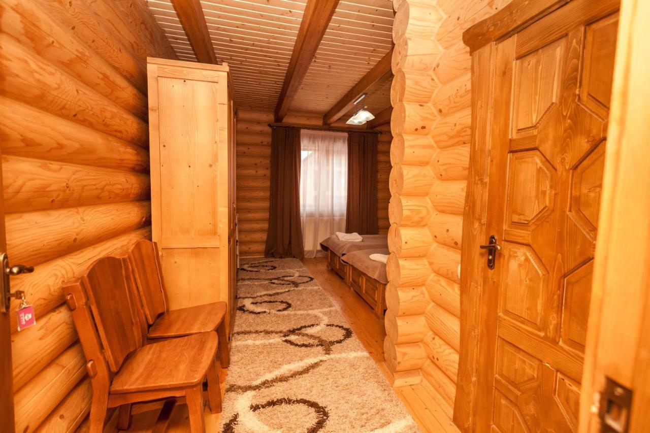 Guest House М Vorokhta Exterior photo